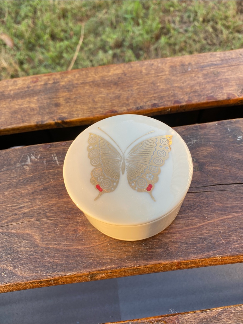 Vintage Treasure Masters Japan Butterfly Porcelain Trinket Box